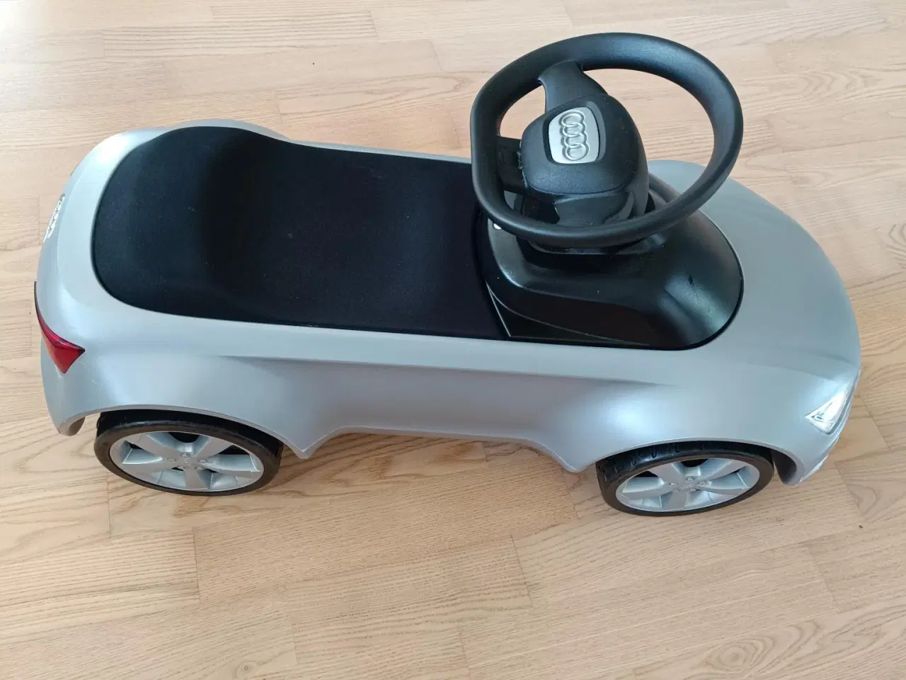 Billede 4 - Audi gåbil
