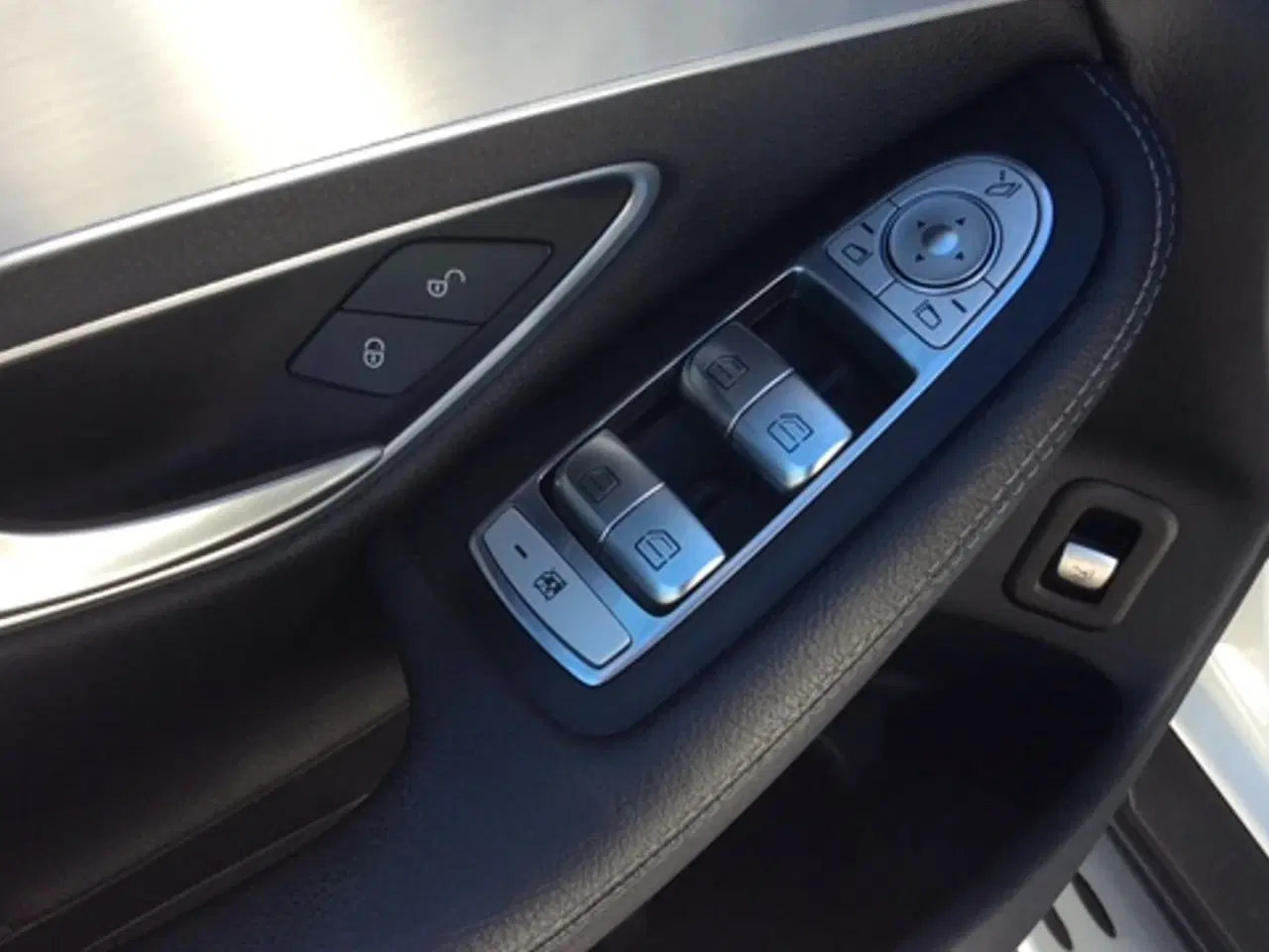 Billede 10 - Mercedes GLC 350 3.0 AMG Line Coupe automatic 4Matic 5d NYSYNET 11/12-2025  COUPE