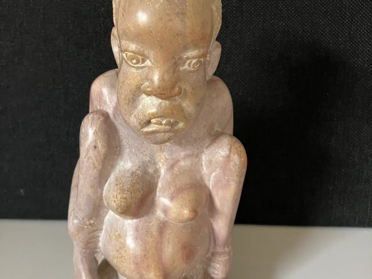 Billede 1 - Fascinerende statue af en kvinde i fødsel