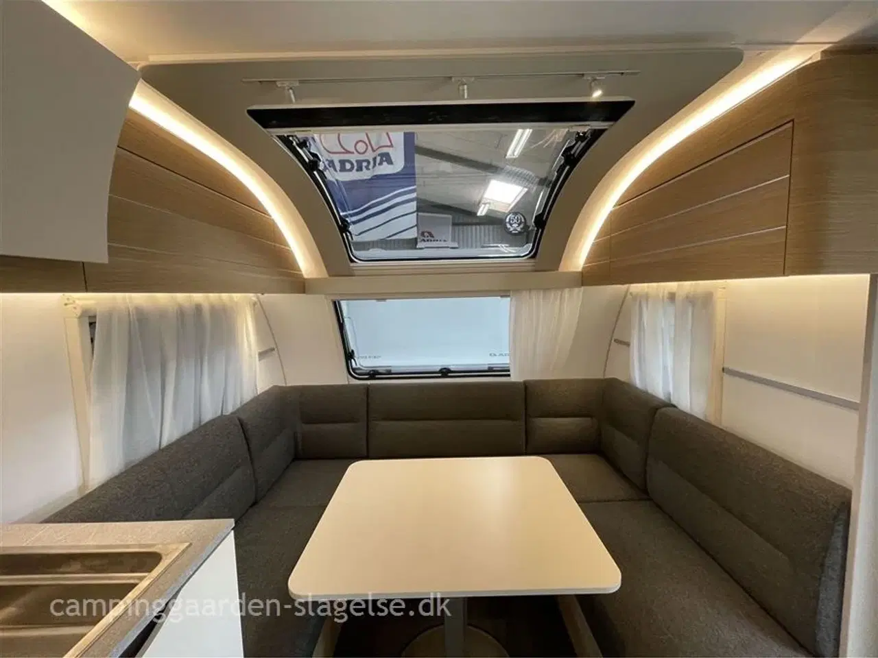 Billede 5 - 2025 - Adria Adora 522 UP Ferieglæde på hjul – Adria Adora 522 UP