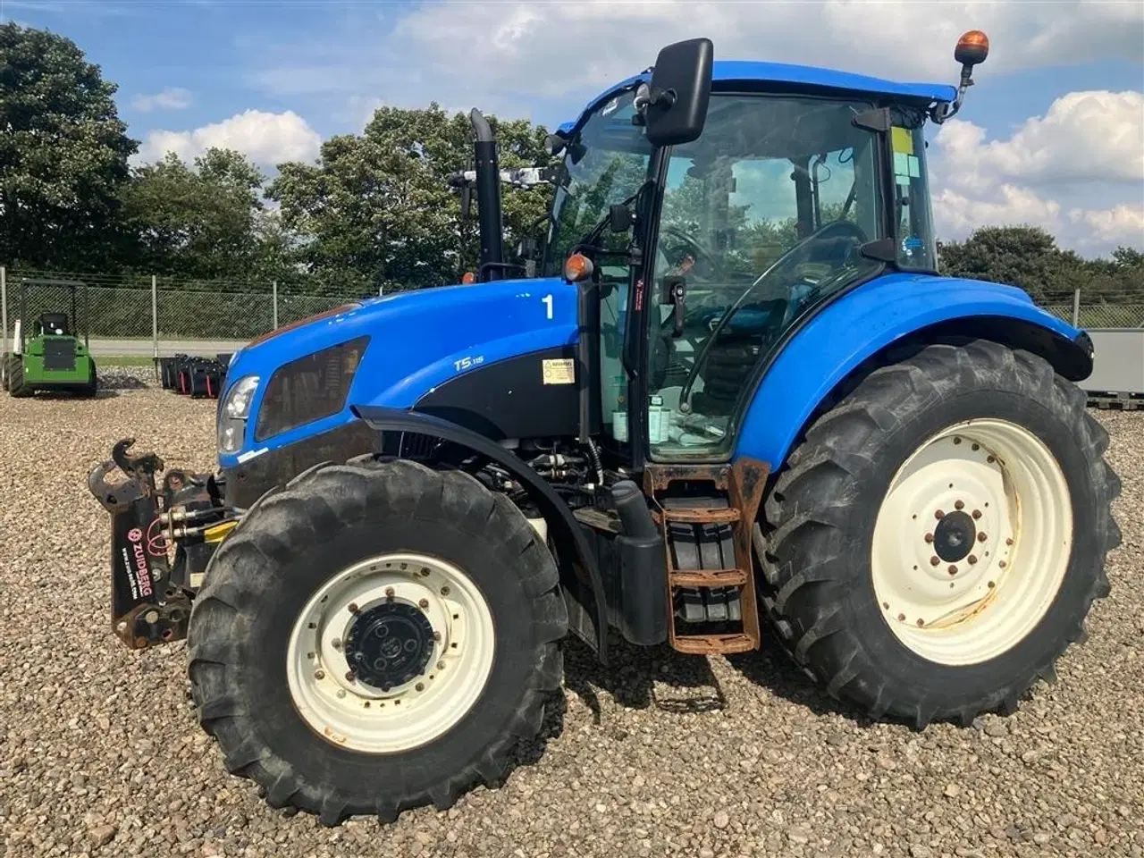 Billede 1 - New Holland T5.115 kun 3300 timer. frontlift