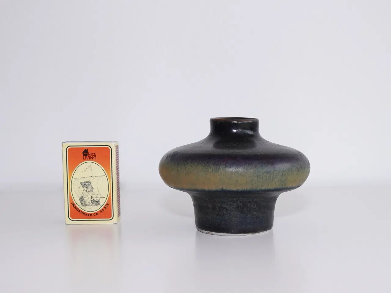 Billede 2 - Ufovase / vase i keramik