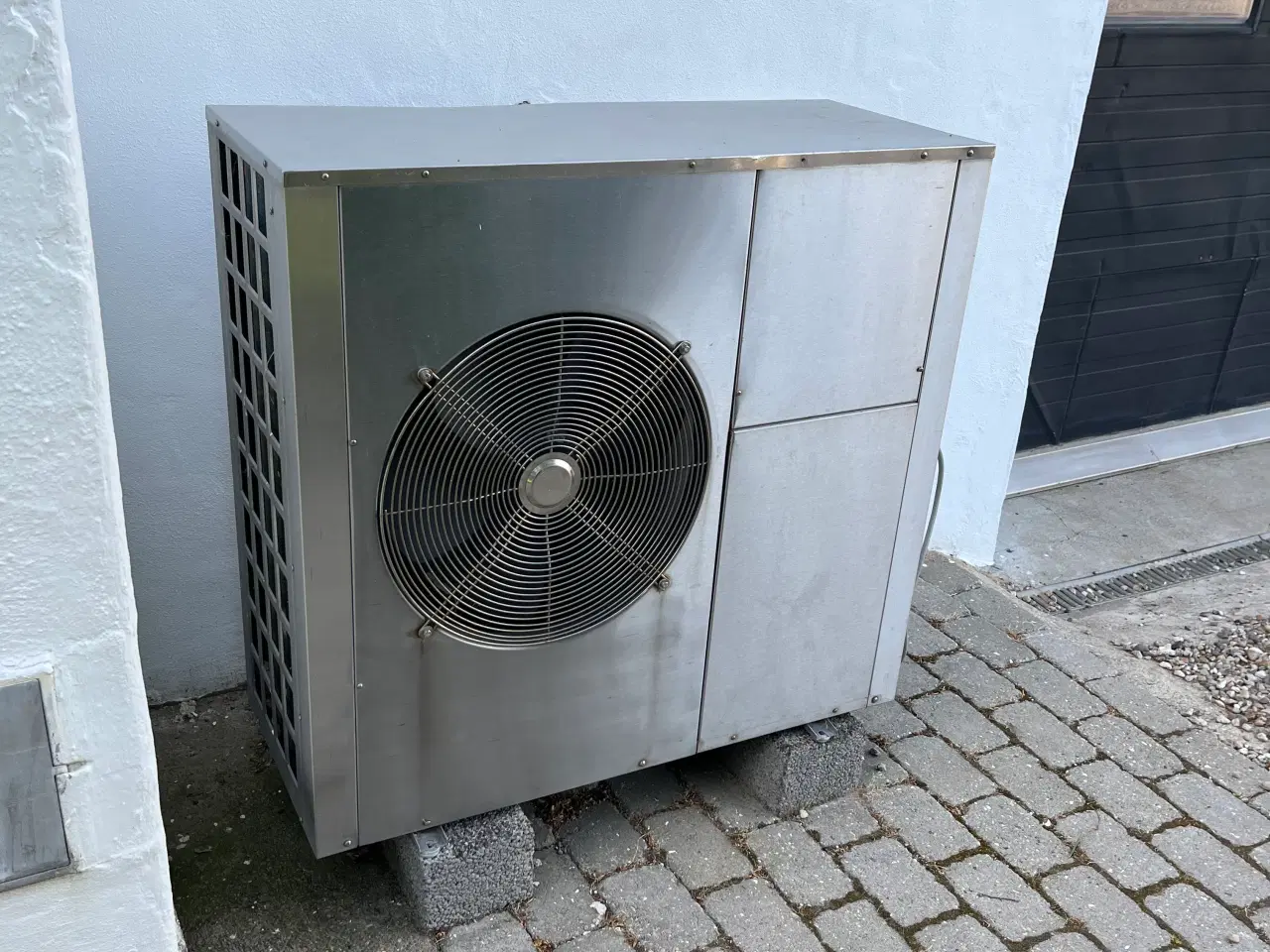 Billede 2 - Varmepumpe 10KW luft til vand 