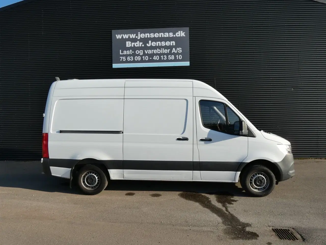 Billede 2 - Mercedes-Benz Sprinter 317 2,0 CDI A2 H2 RWD 9G-Tronic 170HK Van Aut.