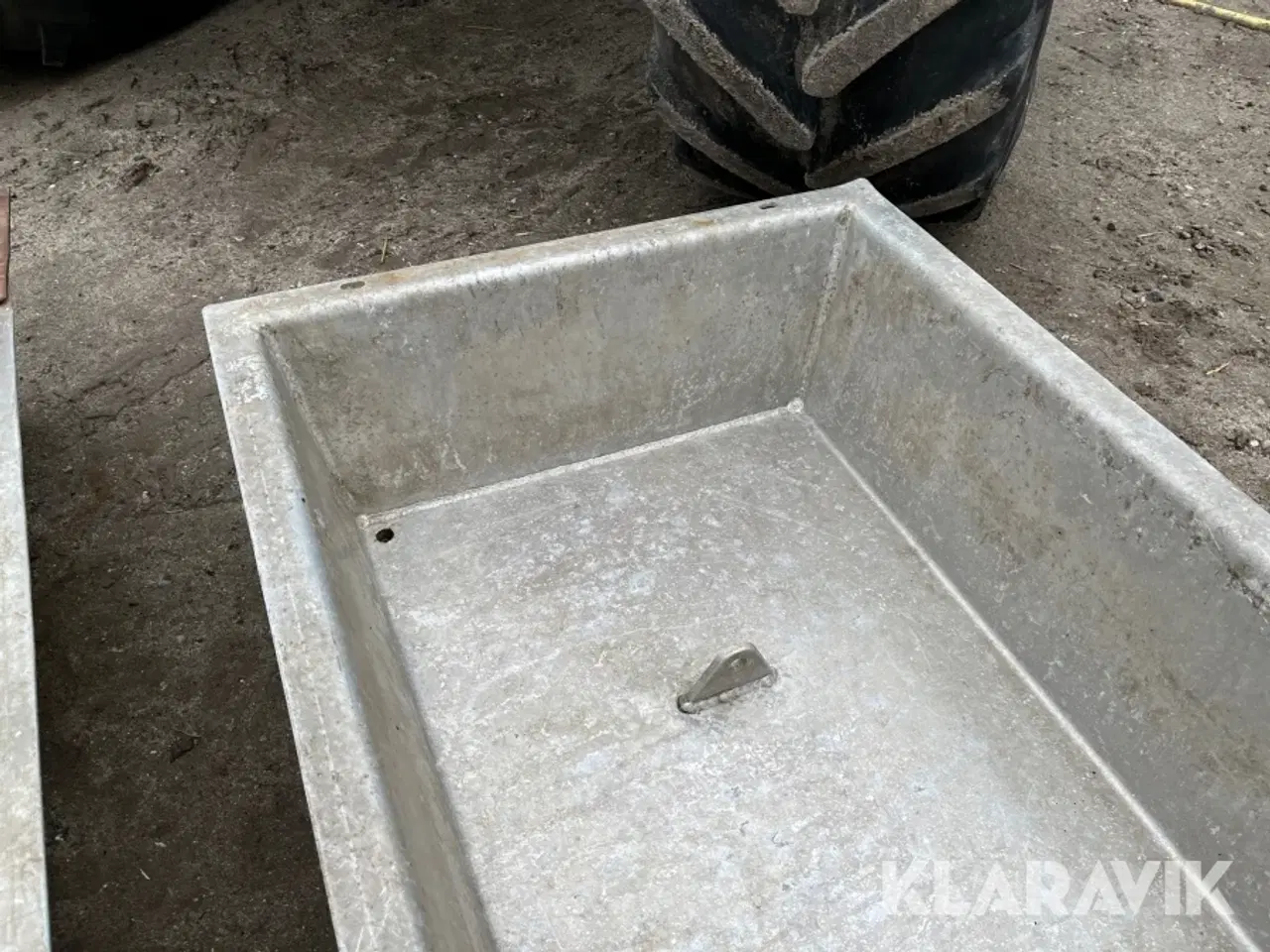 Billede 4 - Drikke kar/trug Alumimium 5 styk.
