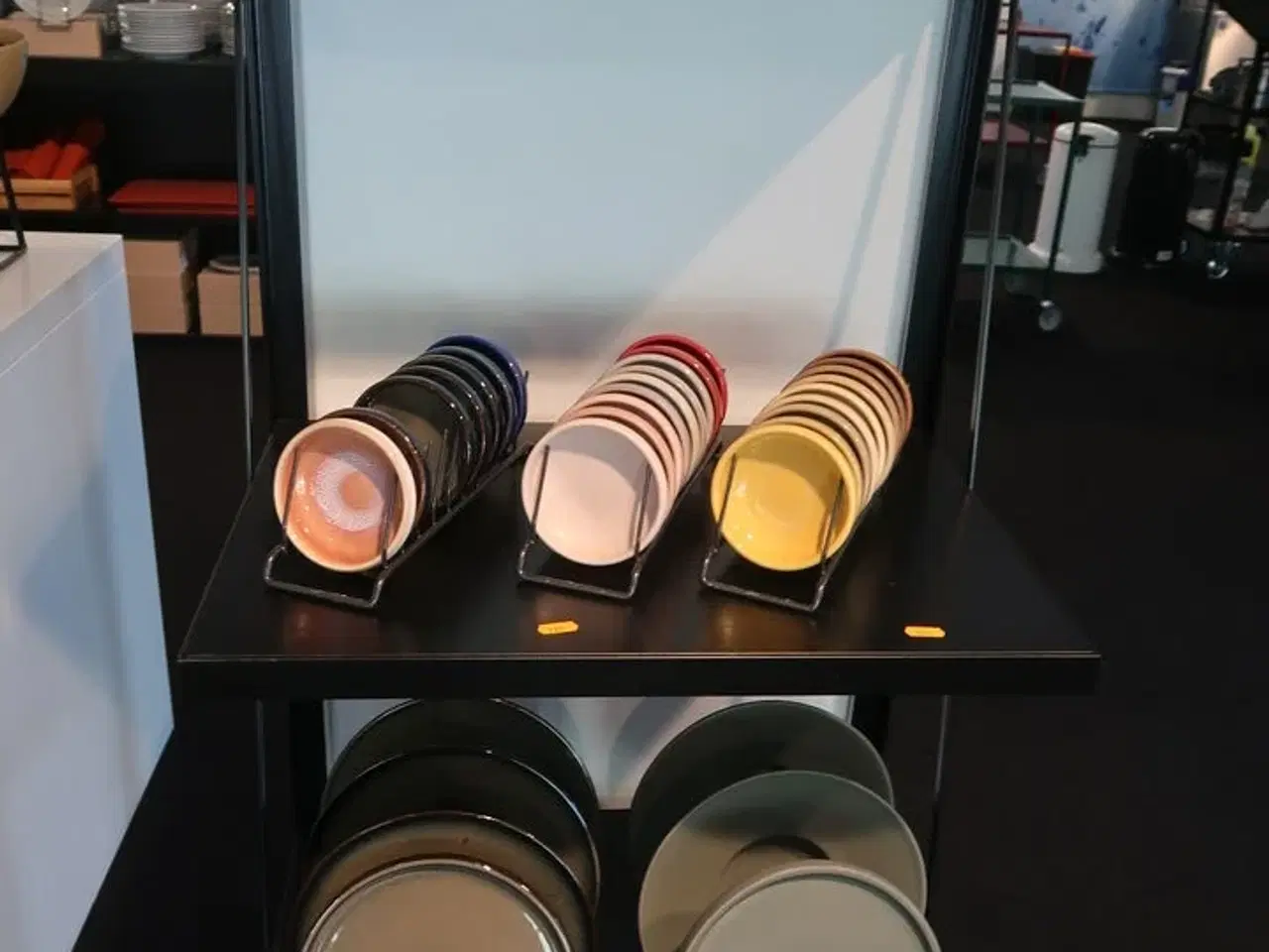 Billede 1 - 58 stk. tallerkener og tapas tallerkener