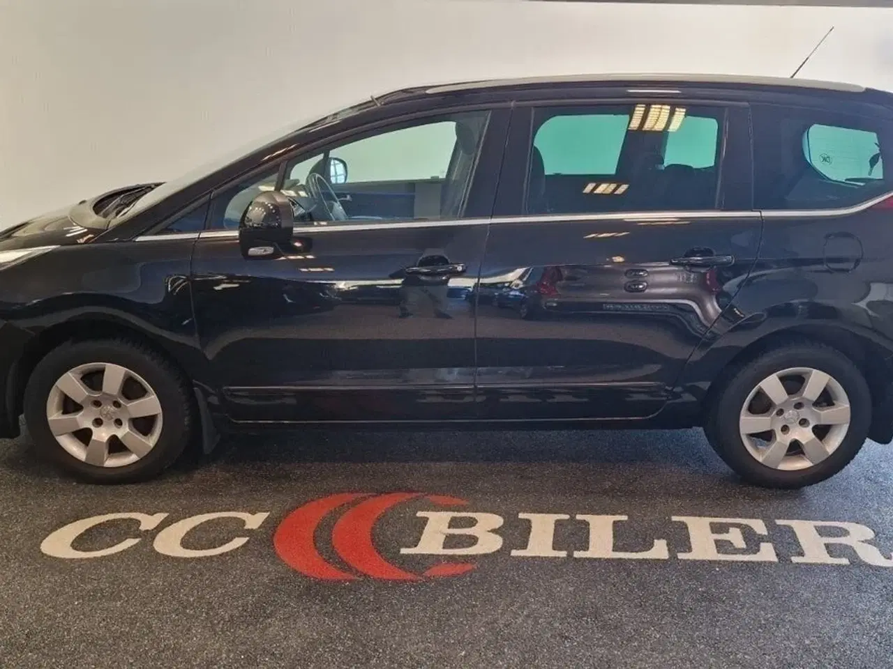 Billede 2 - Peugeot 5008 1,6 BlueHDi 120 Allure 7prs