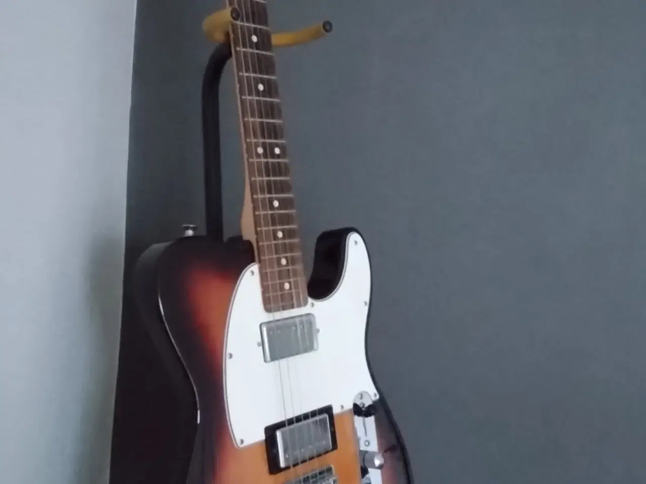 Billede 4 - Fender elguitar 