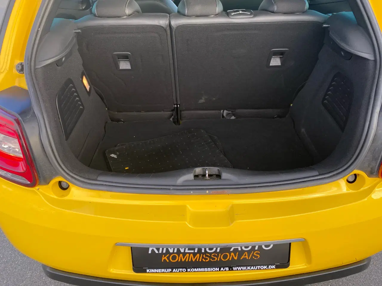 Billede 15 - Citroën DS3 1,6 e-HDi Style 92HK 3d