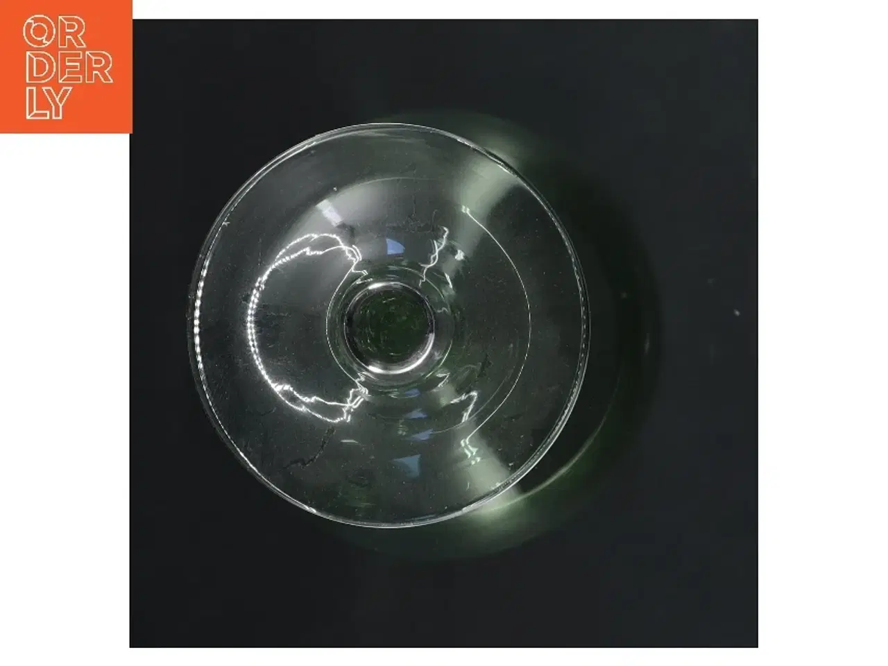 Billede 2 - Vinglas med grøn base (str. Ø 9,5 cm længde 23,5 cm)