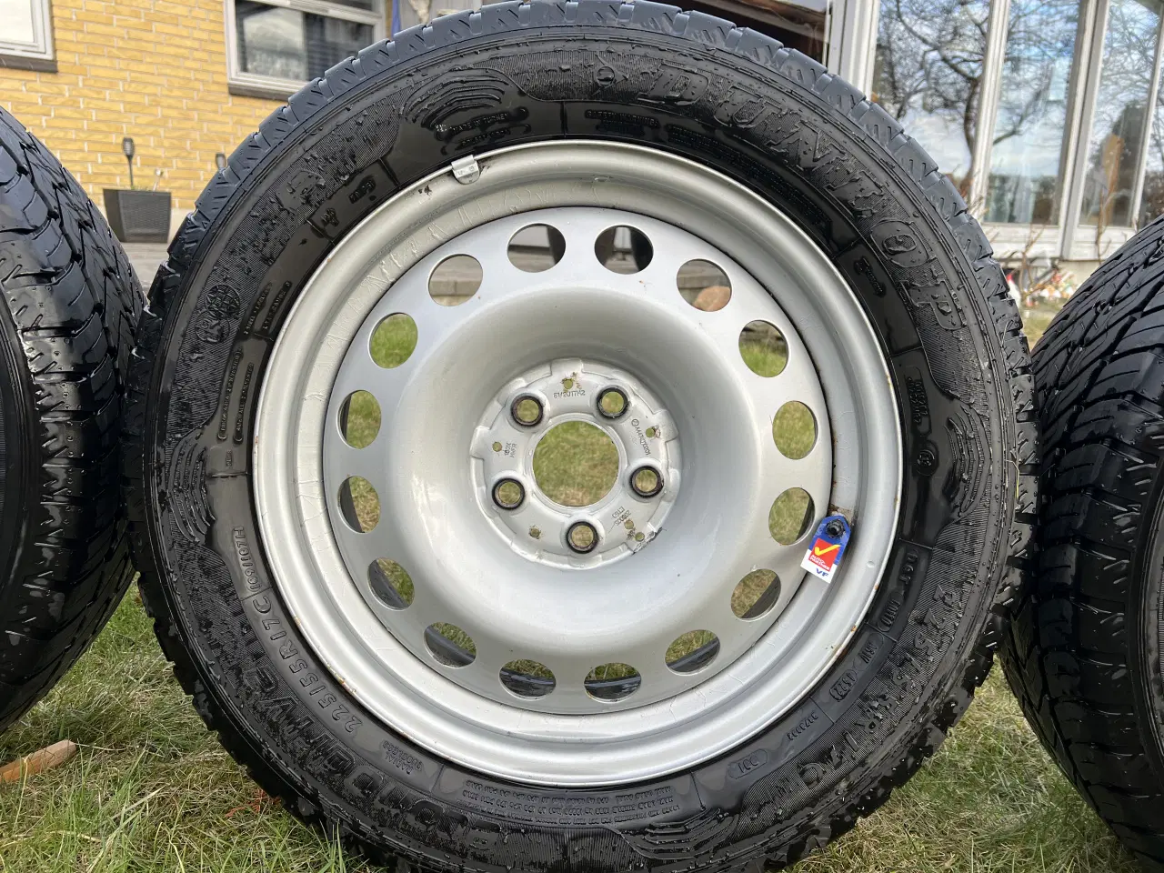 Billede 2 - MERCEDES 17 5x112 med DUNLOP Sommerdæk