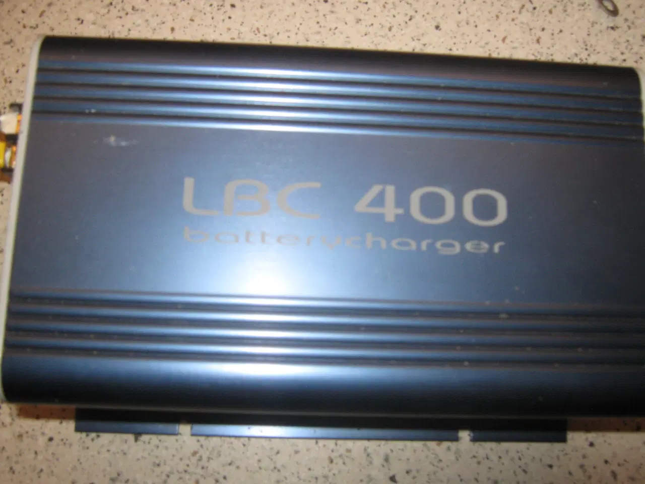 Billede 1 - BATTERYCHARGER  LBC 400