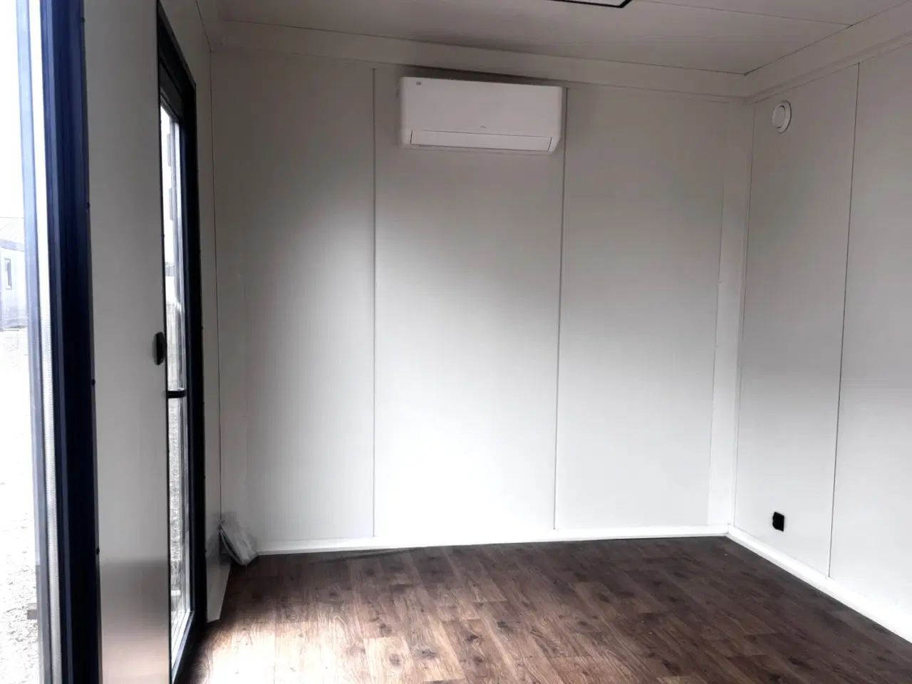 Billede 3 - Opgrader pladsen i dag! - 5x3 m pavillon sælges!