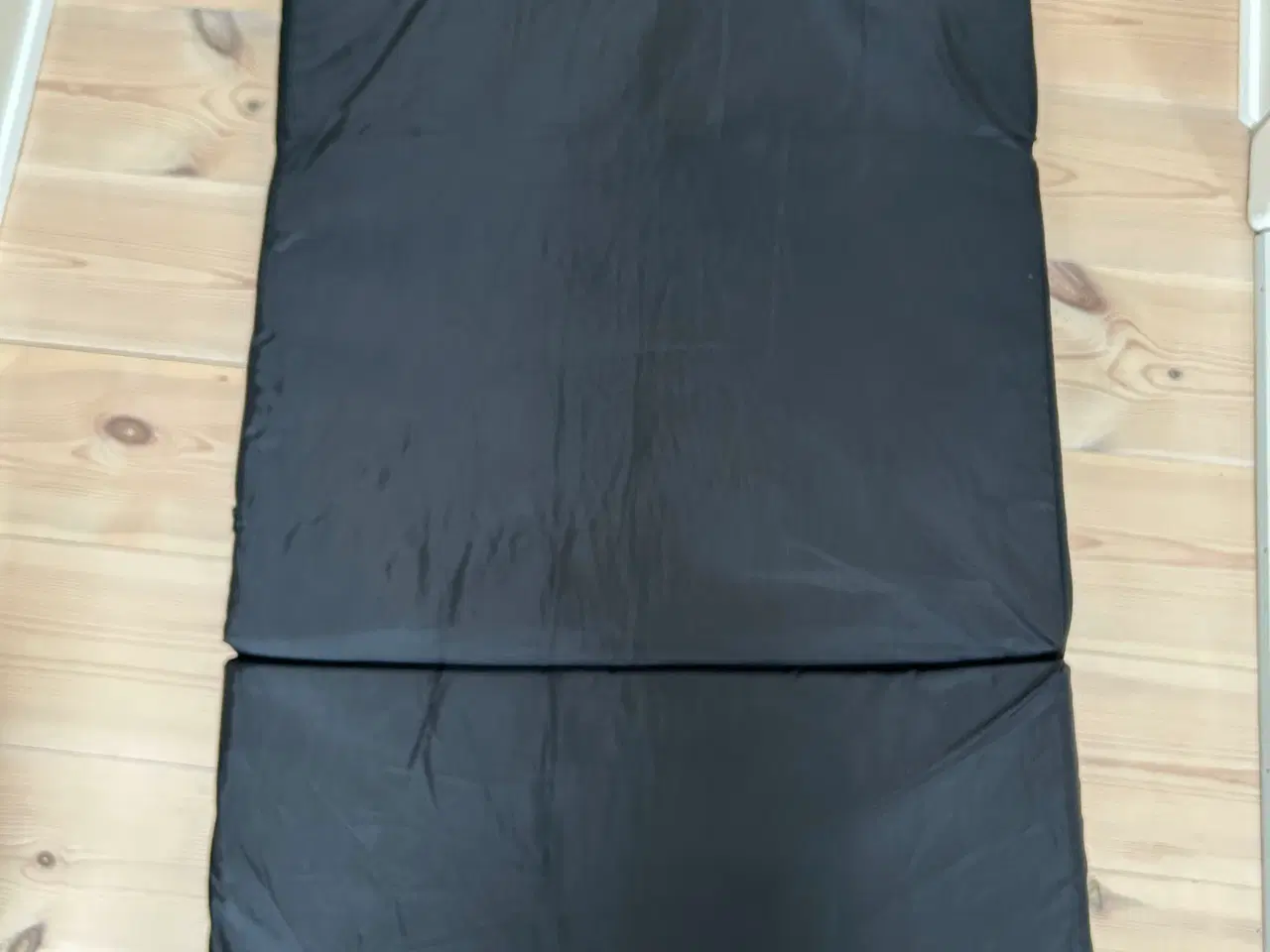 Billede 4 - Baby rejseseng med madras