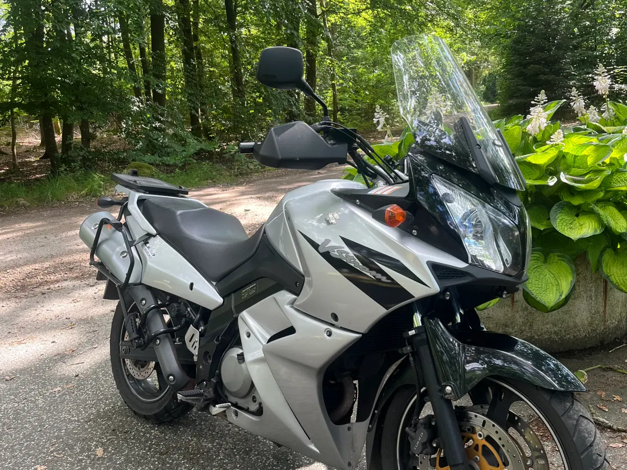 Billede 8 - Flot nysynet Suzuki dl 650 v strom