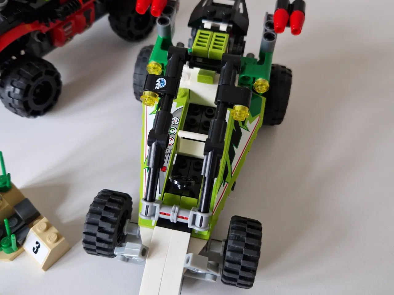 Billede 3 - Lego nr 8864  komplet med samlevejl.   