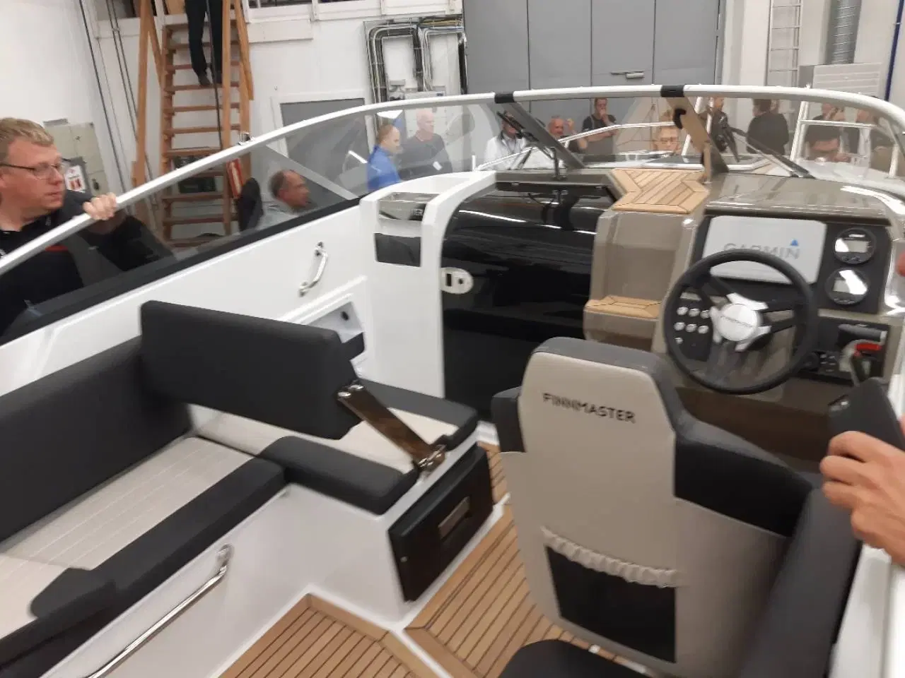 Billede 36 - Finnmaster T6 - Yamaha 150 HK/Udstyr