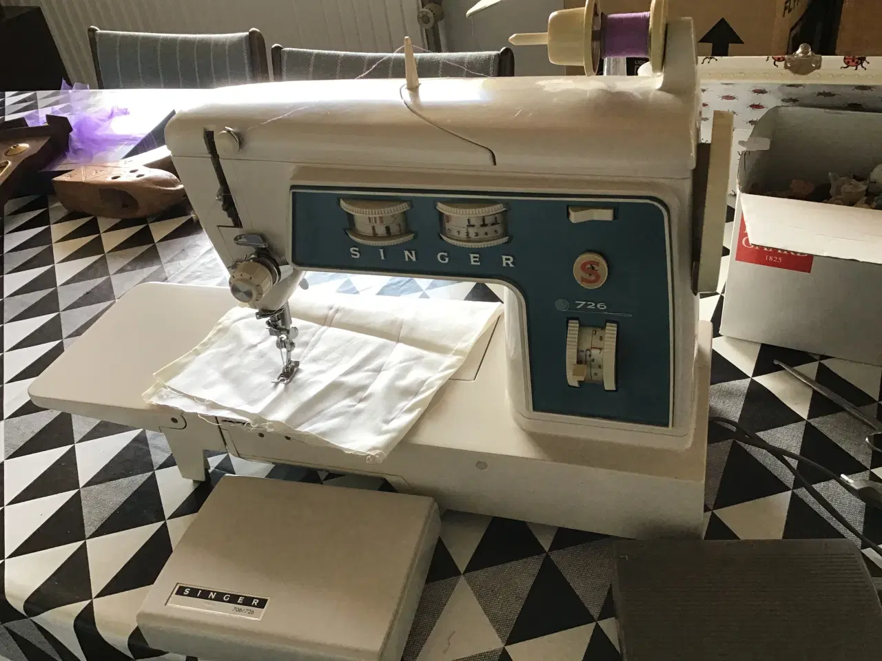 Billede 2 - Singer elsymaskine model 726