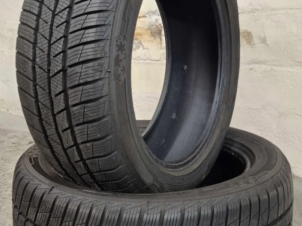 Billede 1 - 235 50 R19 BARUM NYE VINTERDÆK 