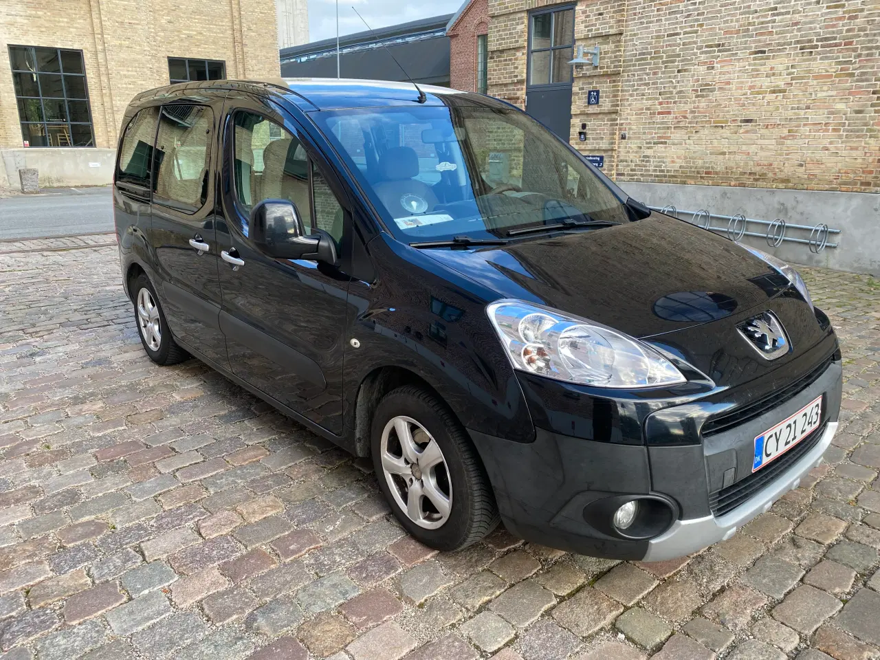 Billede 3 - Peugeot Partner Tepee 1.6 HDi – 2010 – Nysynet og 