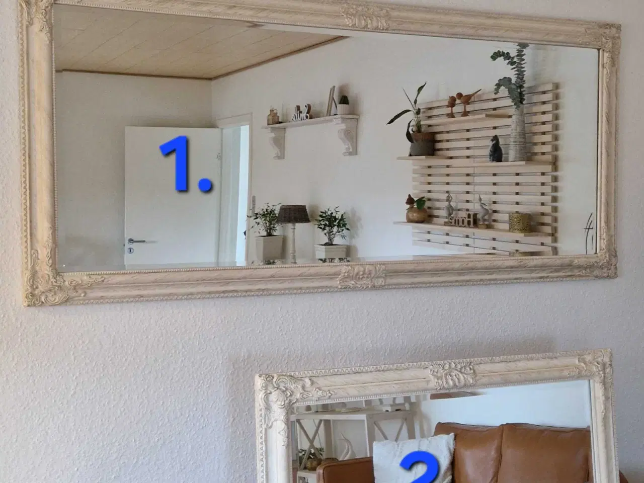 Billede 1 - RESERVERET!!!! Spejle, 2 stk med træ ramme.