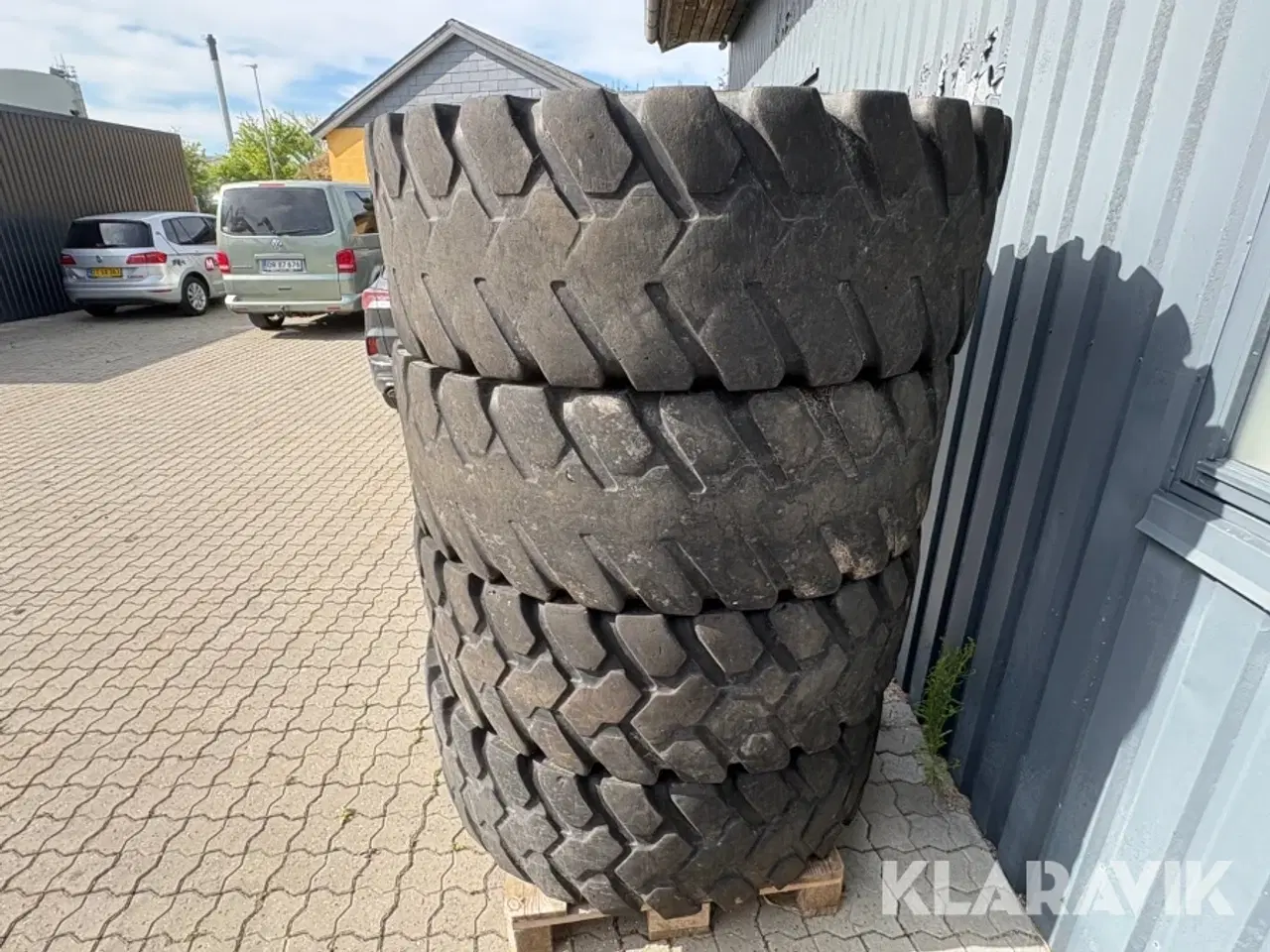 Billede 1 - Dæk 440/80-24 4 styk