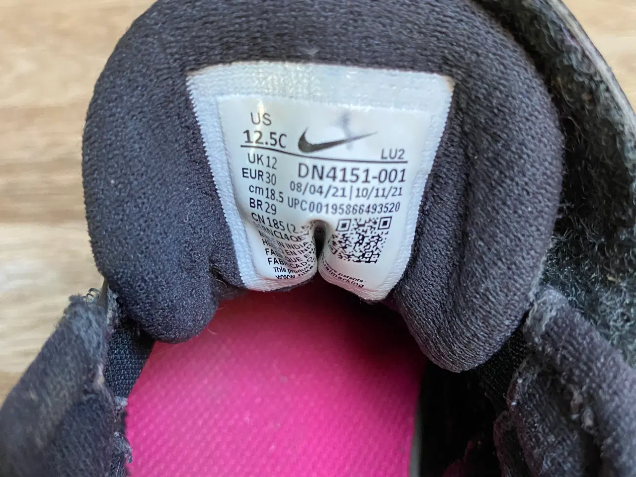 Billede 3 - Nike kondisko str. 30. SKECHERS str. 30