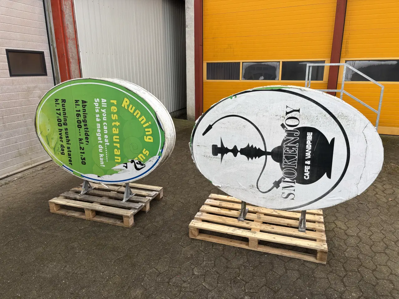 Billede 1 - Lysskilt 2 stk - Pris: 500 kr for begge