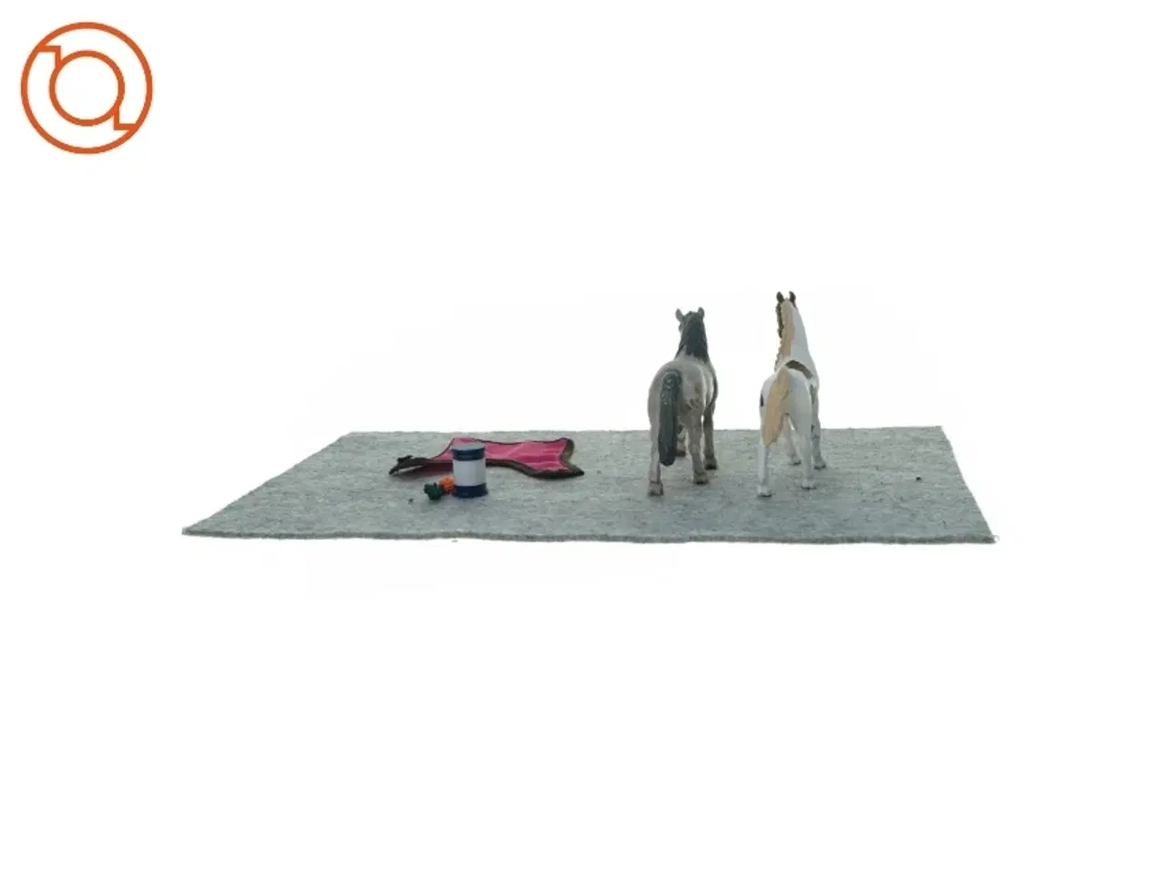 Billede 4 - nye schleich Heste,  sæt med dækken (str. 9 x 3 1 11 Og 13 x 3 x 10)