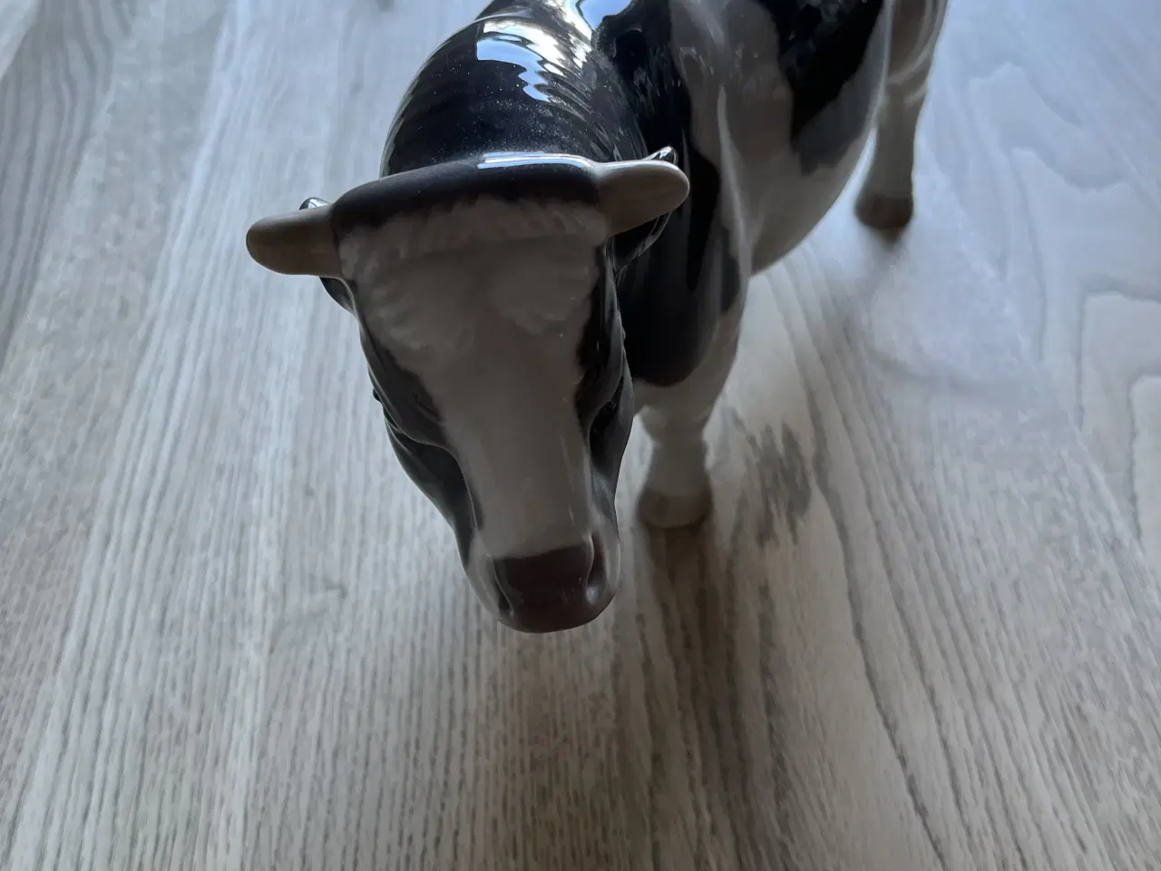 Billede 2 - B & G figur nr. 2121. TYR. 