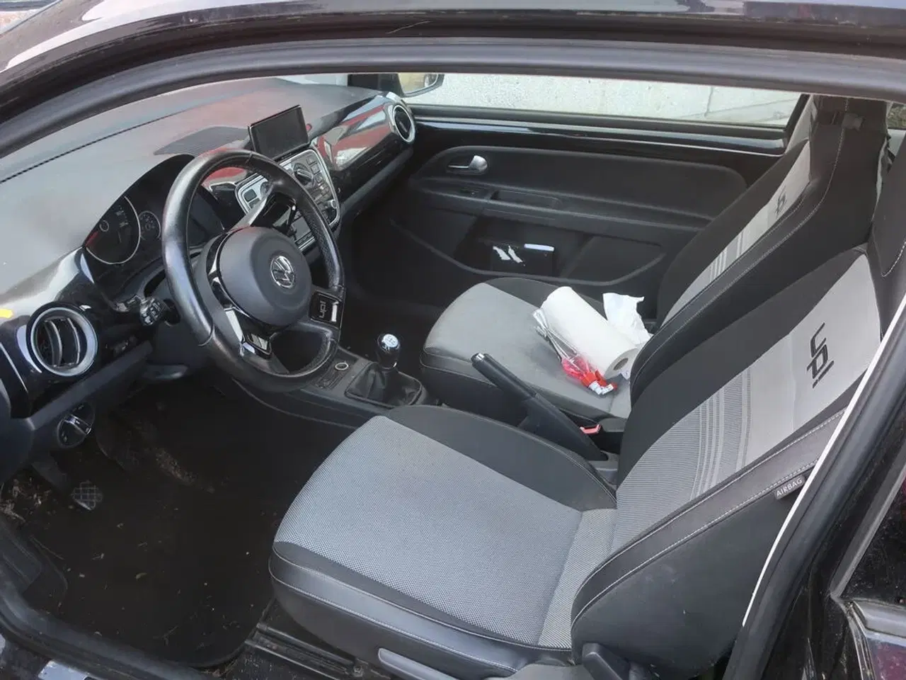 Billede 6 - Personbil VOLKSWAGEN UP! 1.0 (momsfri)