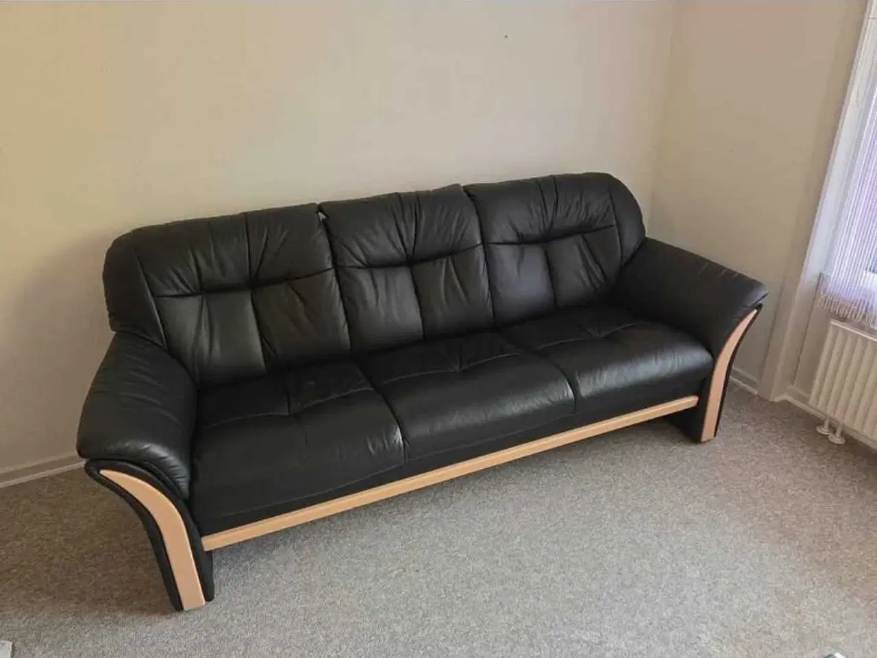 Billede 1 - Sofa i læder sælges 