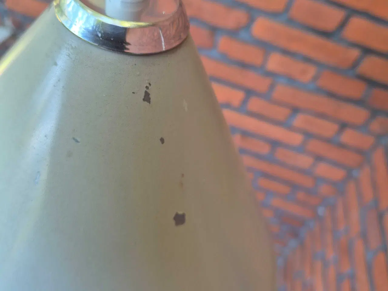 Billede 14 - Grå kegleformet retrolampe med fine perforeringer 