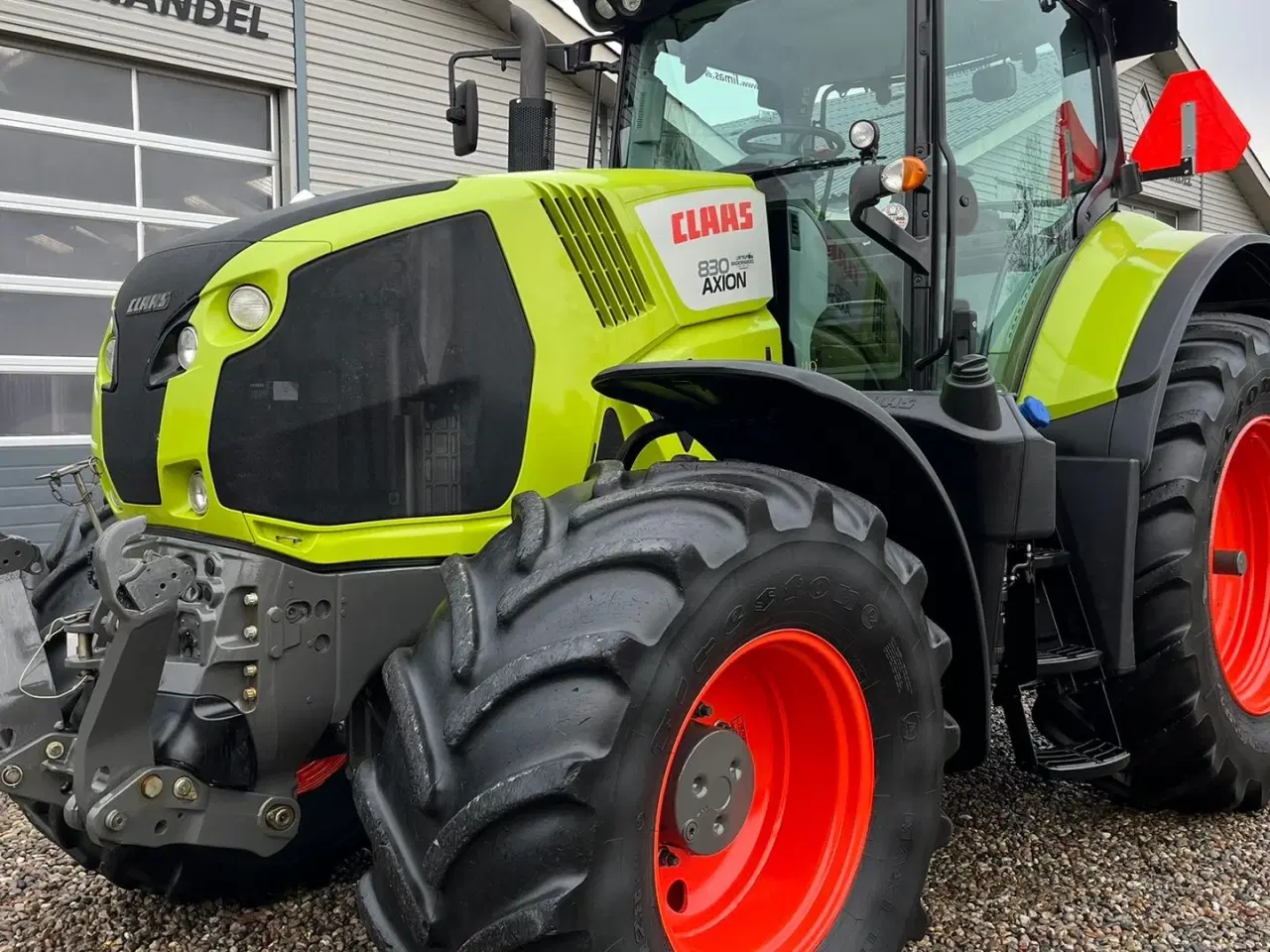 Billede 9 - CLAAS Axion 830 Med frontlift. Velholdt traktor.