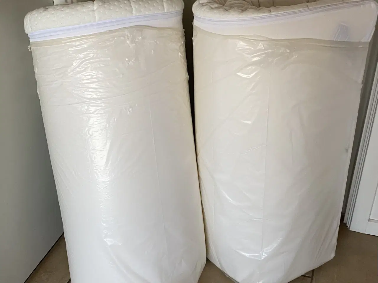 Billede 2 - Topmadrasser i hvide