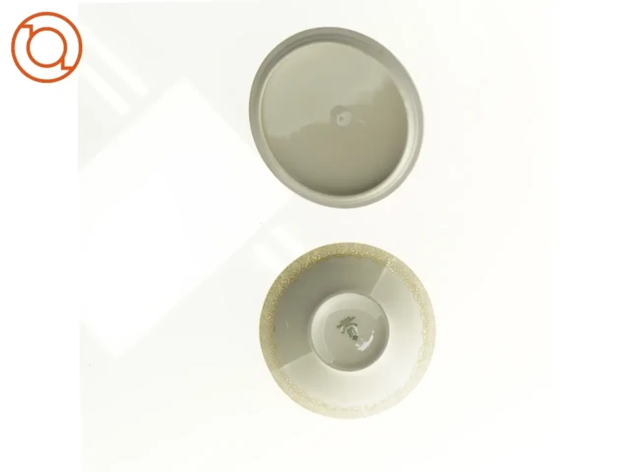 Billede 2 - Skål med låg (str. 9 x 12 cm)