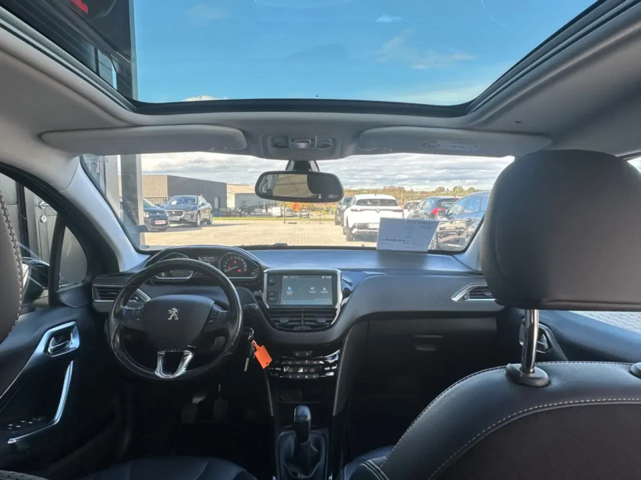 Billede 9 - Peugeot 2008 1,2 e-THP 110 Allure Sky