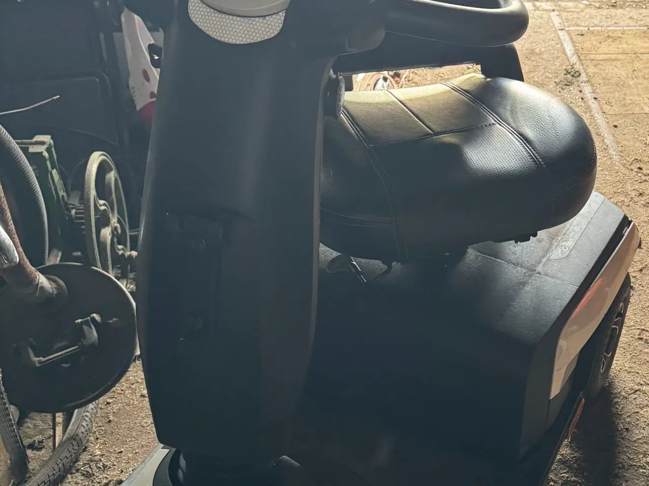 Billede 2 - El-scooter med næsten nye batterier