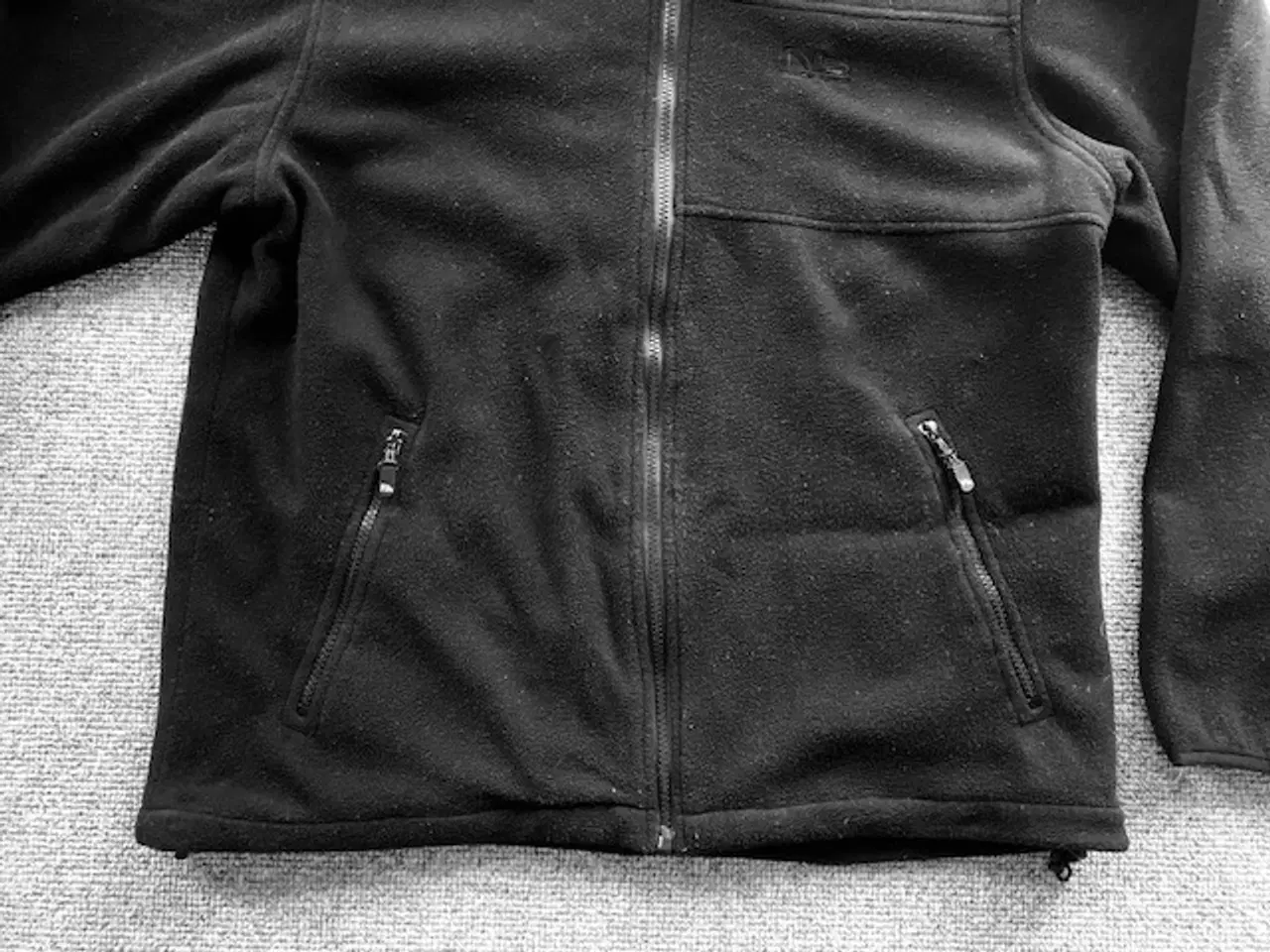 Billede 4 - Fleece jakke NB Tech-Line - unisex - i god stand