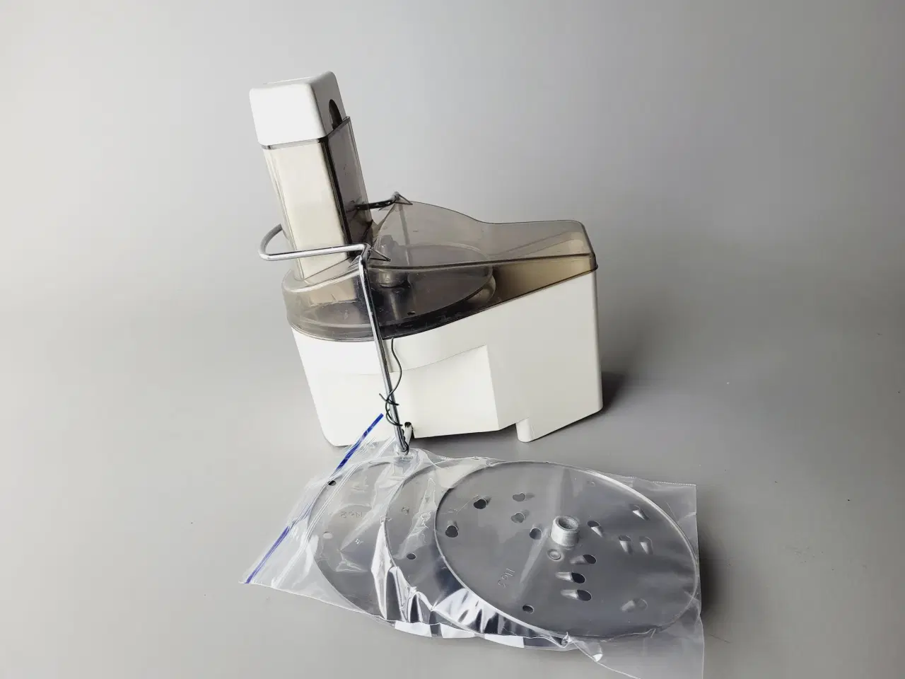 Billede 2 - Kenwood A929 er et højhastighedsskærer og rivejern