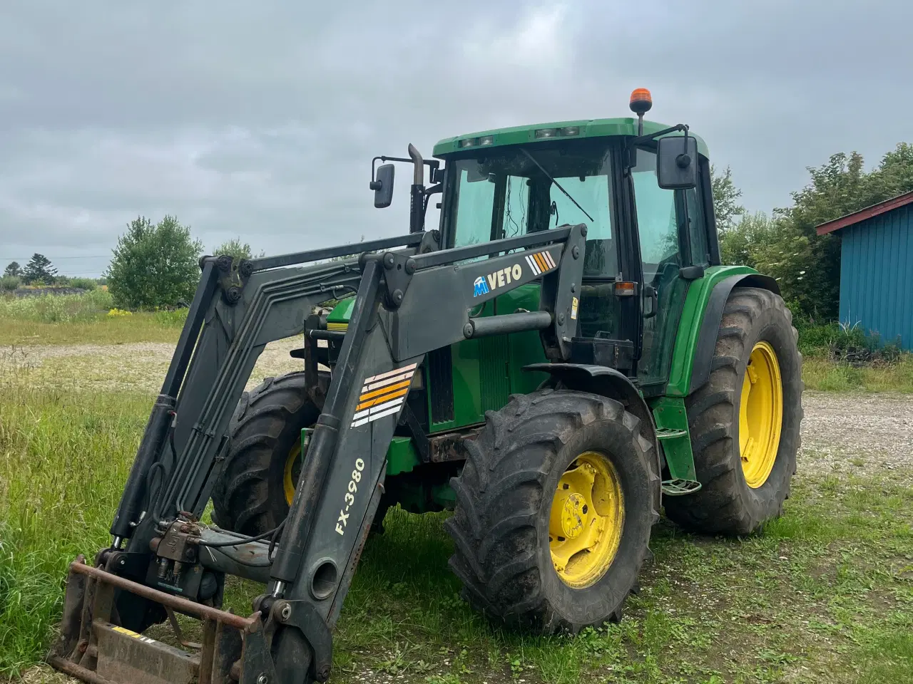 Billede 1 - Traktor John Deere 6400 med frontlæsser