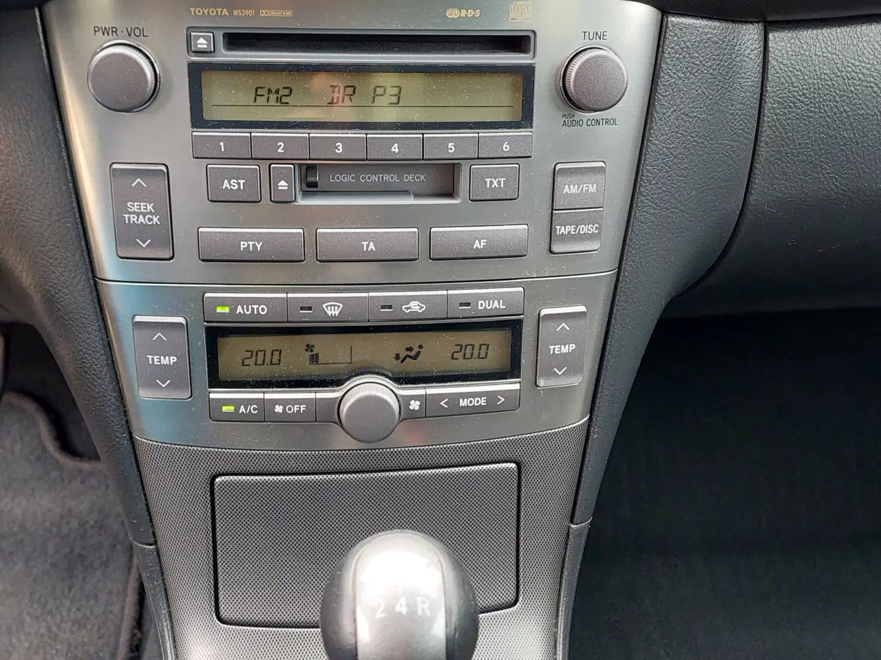 Billede 11 - NYSYNET TOYOTA AVENSIS 1,8 STW MED TRÆK