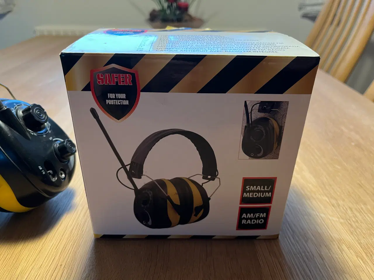 Billede 3 - Høreværn m. Fm radio 