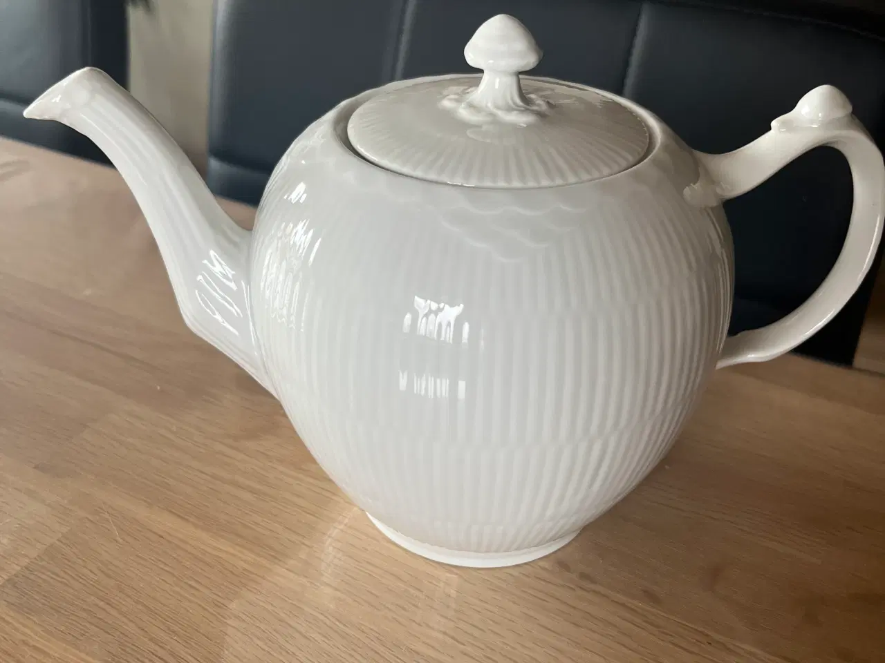 Billede 1 - Royal Copenhagen Hvid halvblonde 