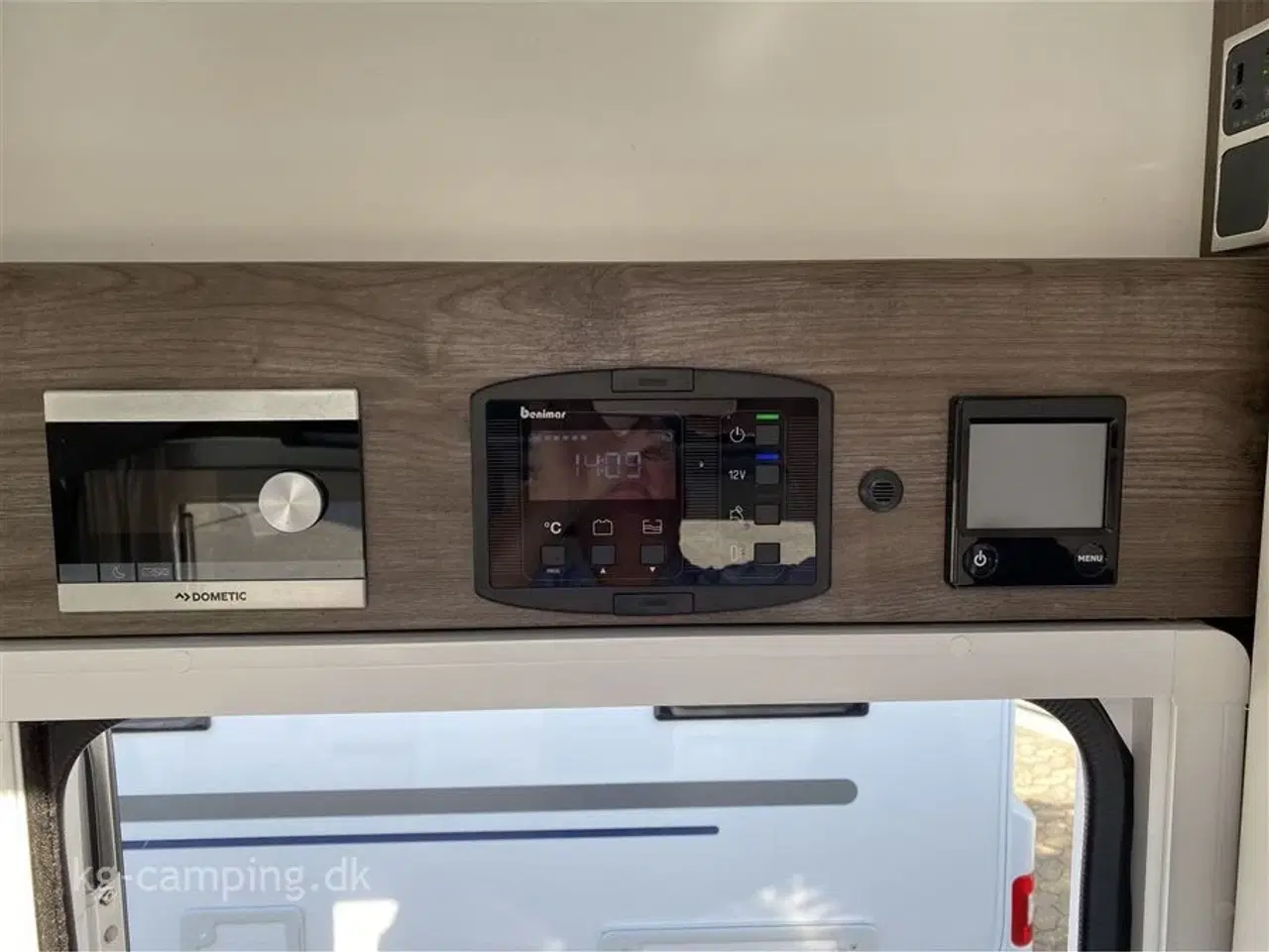 Billede 8 - 2021 - Benimar Amphitryon 967 Northautokapp   Spændende SUPER velholdt Benimar autocamper