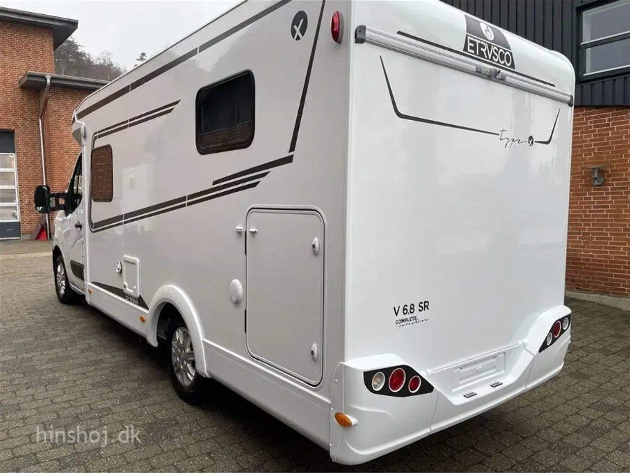 Billede 22 - 2024 - Etrusco V 6.8 SR Complete Sel.   Etrusco V 6.8 SR – Super Lækker Van fra Italienske Etrusco by Hymer