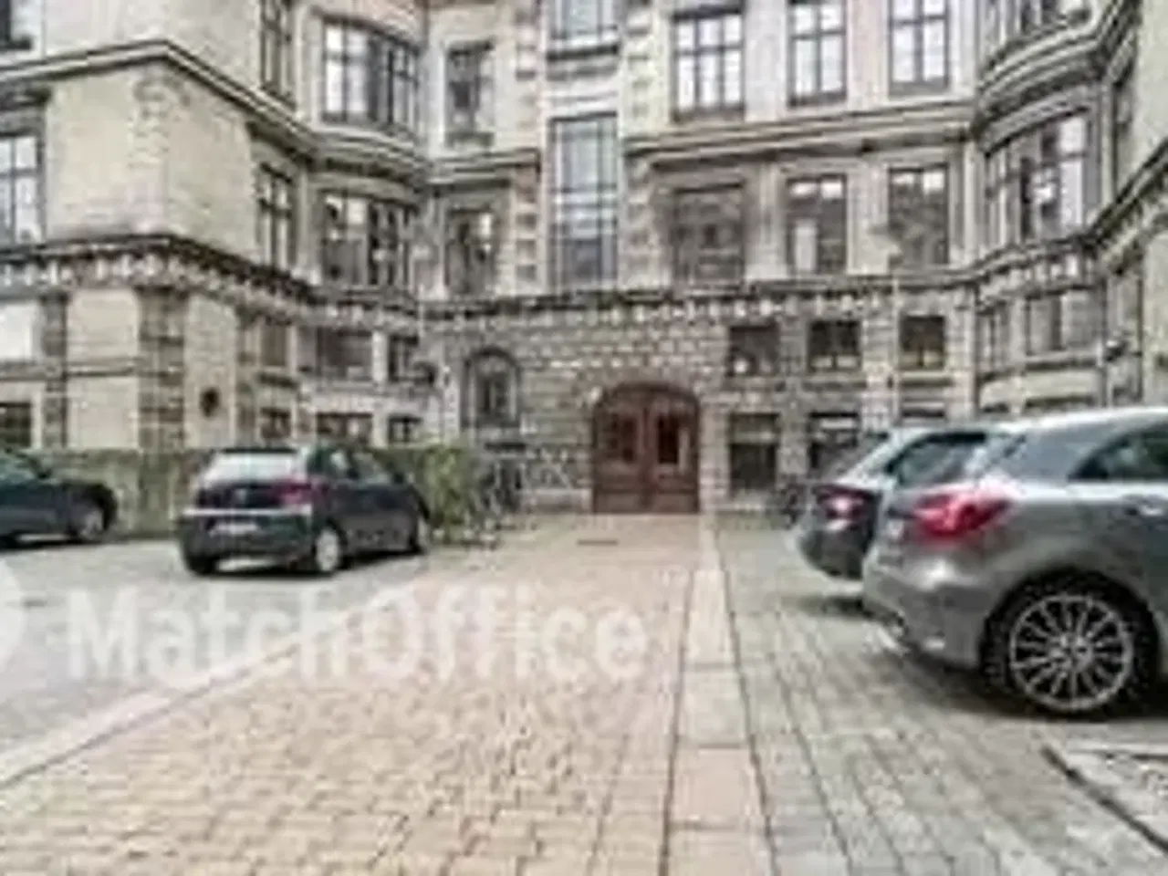 Billede 6 - P-plads 17 på Gammel Kongevej – fast parkering i gård