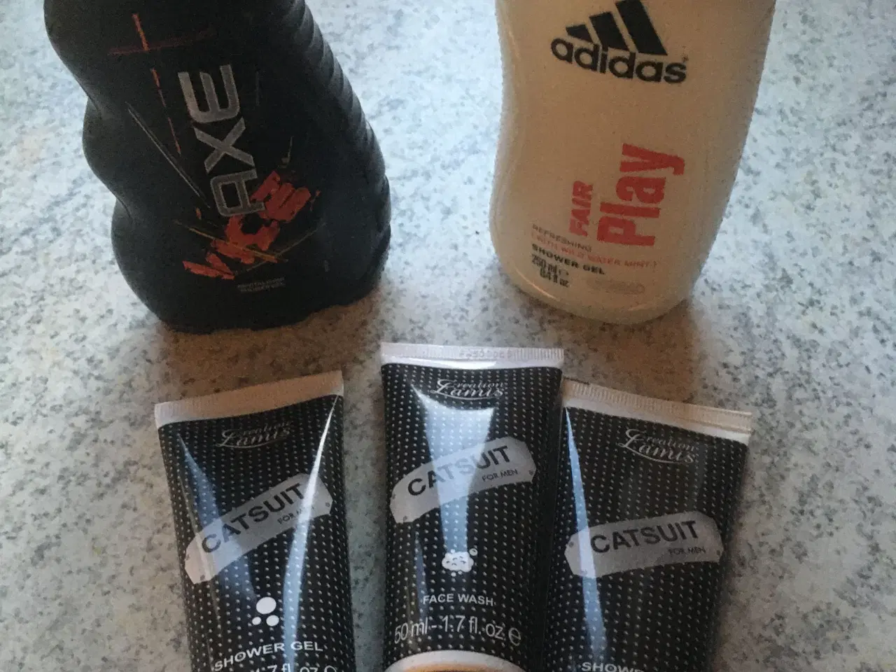 Billede 1 - Helt nye Adidas, Axe og Catsuit showergel til mænd