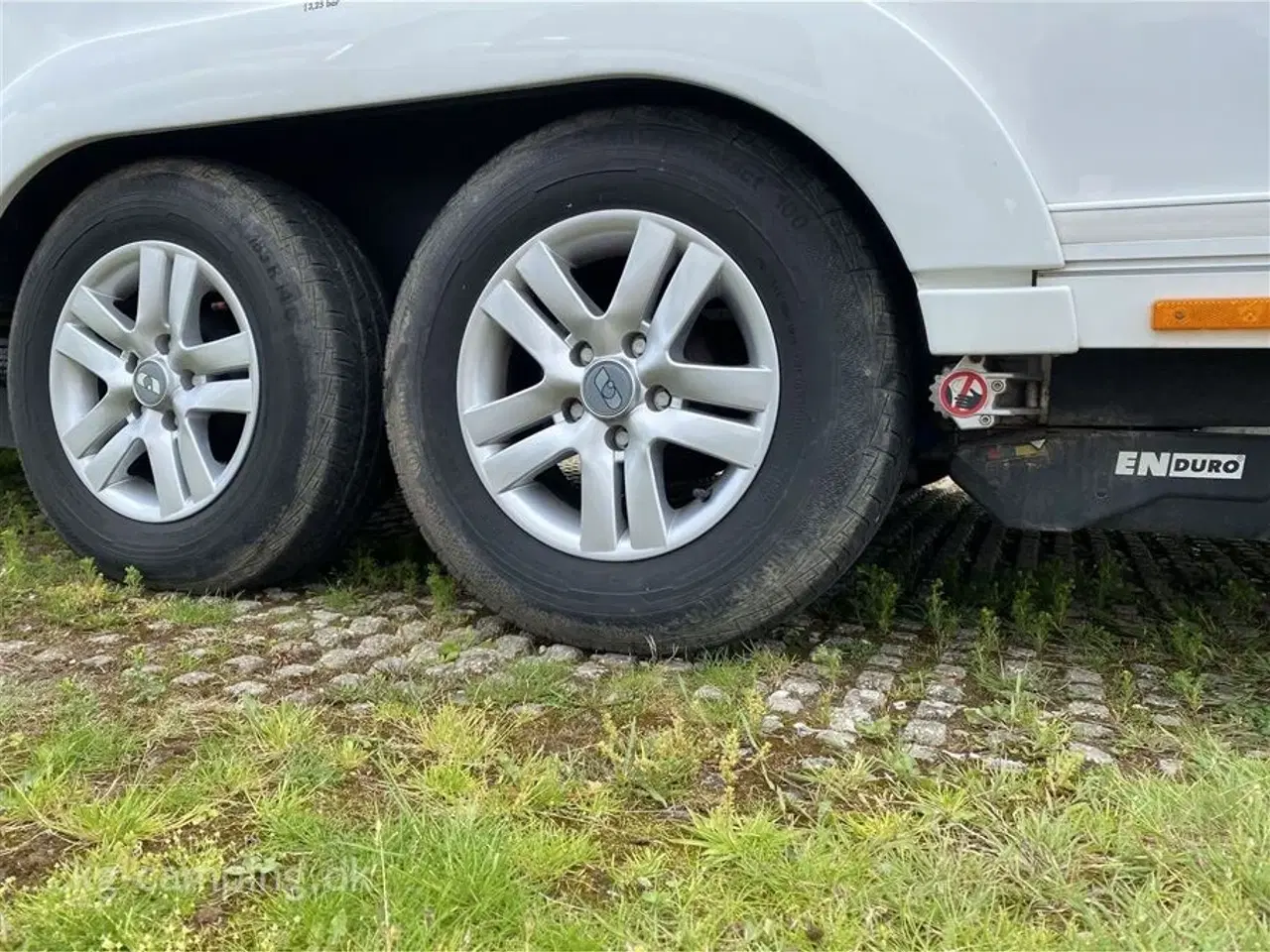 Billede 2 - 2021 - Adria Alpina 763 UK   Velholdt  køjevogn til den store familie