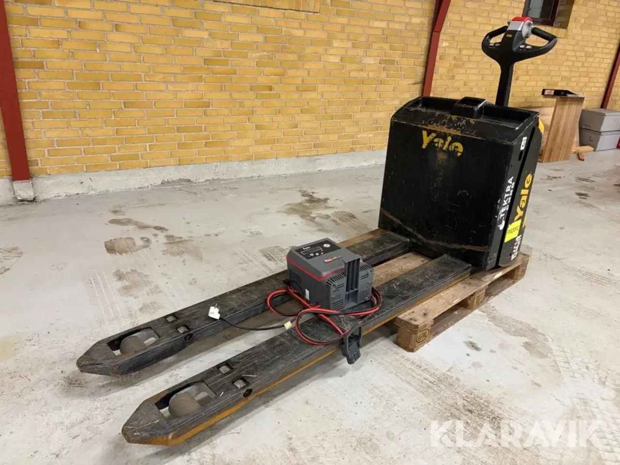 Billede 1 - Elektrisk palleløfter Yale MP20 - ekstra lange gafler